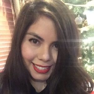 Meet your Posher, Cindy